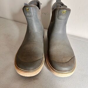 Gray deck boots Men's Shoes
